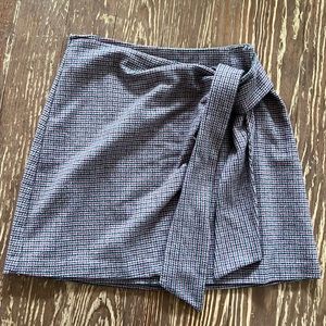 Aritzia Wilfred Skirt